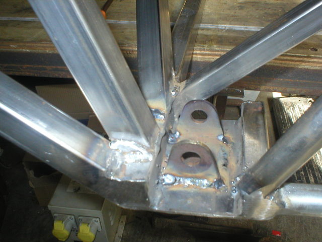 Rear Top Sus Bracket 1